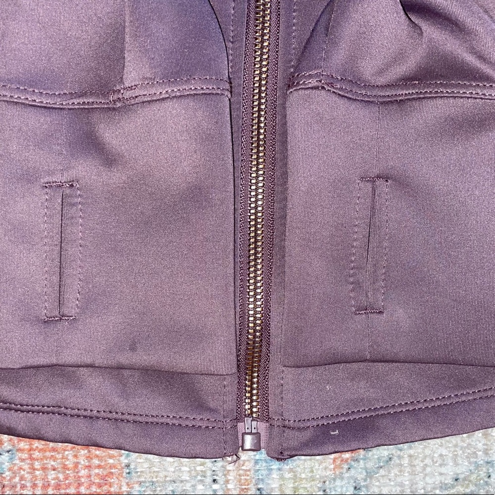 APARA athletic zip-up - Picture 4 of 4